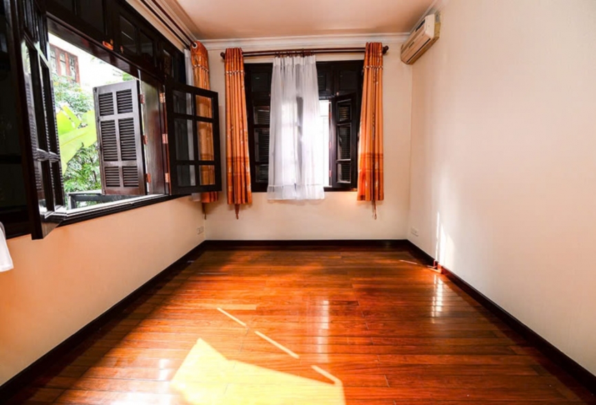 Simple house for rent in Ciputra, Tay Ho, Ha Noi
